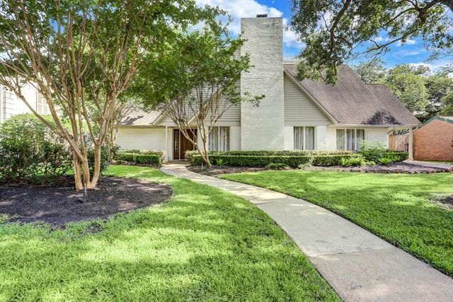 2051 Macarthur St, Houston, TX 77030