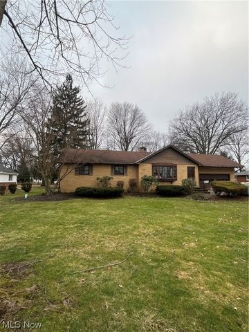 8022 Brentwood Rd, Mentor, OH 44060