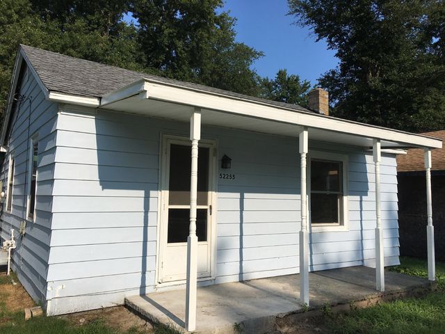 52255 Forestbrook Ave, South Bend, IN 46637