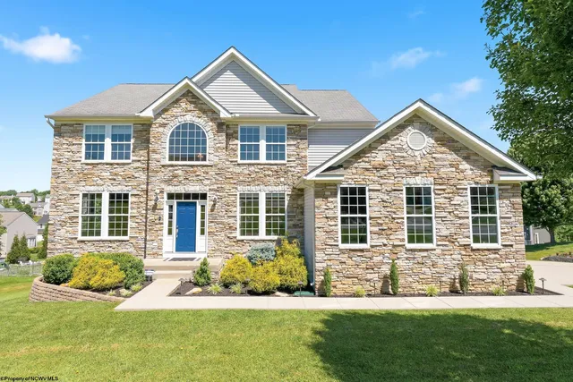 600 Hayfield St, Morgantown, WV 26508