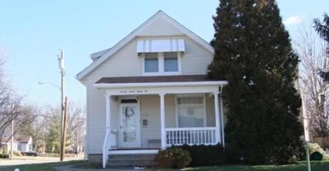 7722 Elizabeth St, Cincinnati, OH 45231