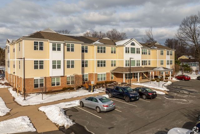 619 Hartford Rd #0c8e3b6fe, Manchester, CT 06040