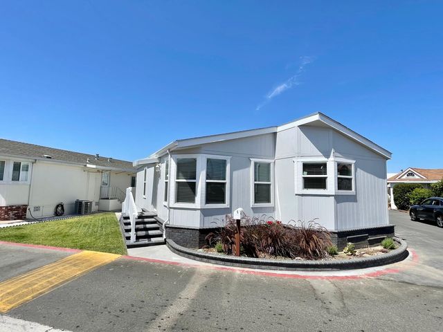23 Cypress Via, Anaheim, CA 92801