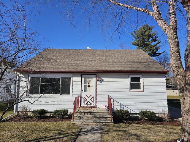 2106 41st STREET, Two Rivers, WI 54241