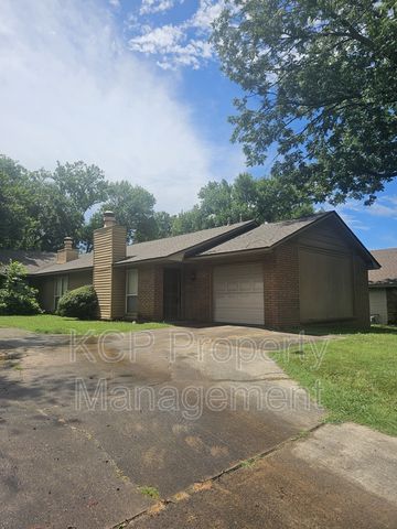 9416 Bryn Mawr Cir, Fort Smith, AR 72908