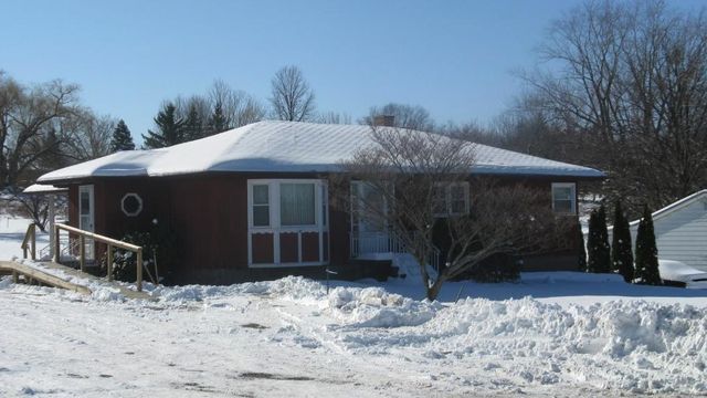 855 S  Hill Rd, Erie, PA 16509
