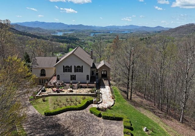 Address Not Disclosed, Hayesville, NC 28904