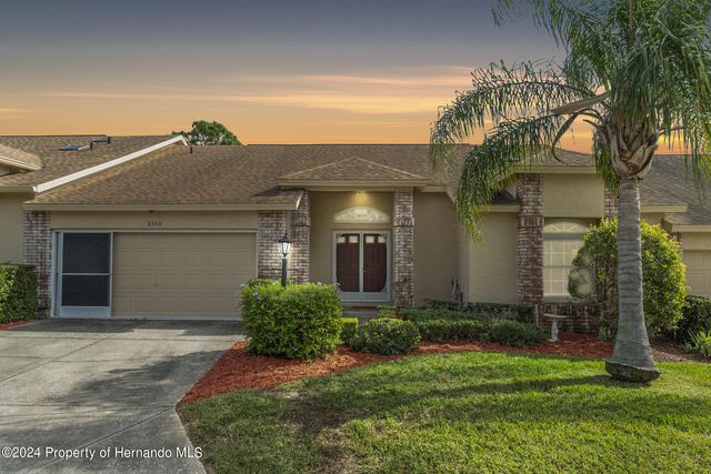 2348 Rolling View Dr, Spring Hill, FL 34606
