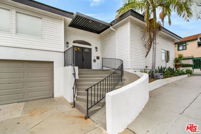 5625 S  Sherbourne Dr, Los Angeles, CA 90056