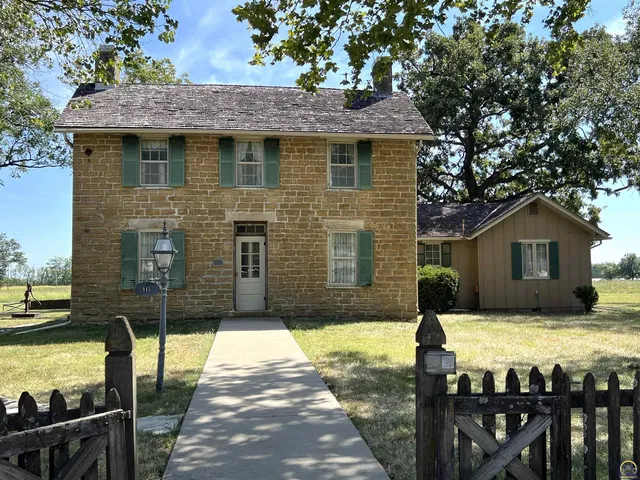 315 E  Logan Ave, Emporia, KS 66801