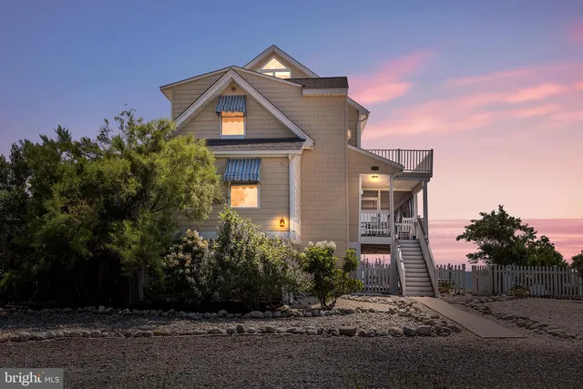 379 Bay Shore Dr, Barnegat, NJ 08005