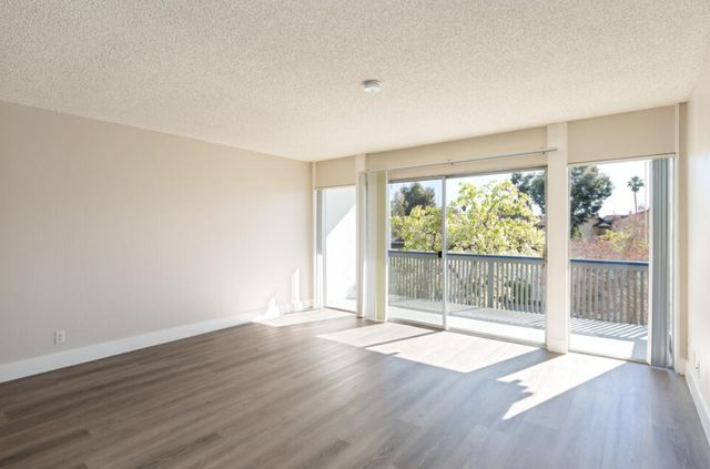 808 Comet Dr #0ca8f9103, San Mateo, CA 94404