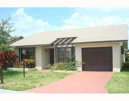 1563 SW 22nd Ter, Deerfield Beach, FL 33442