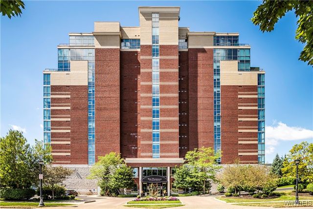 132 Lakefront Blvd #404, Buffalo, NY 14202