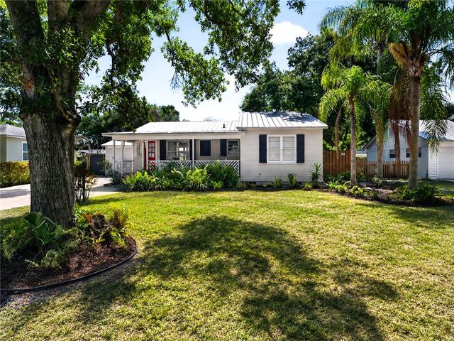 2436 17th Ave, Vero Beach, FL 32960