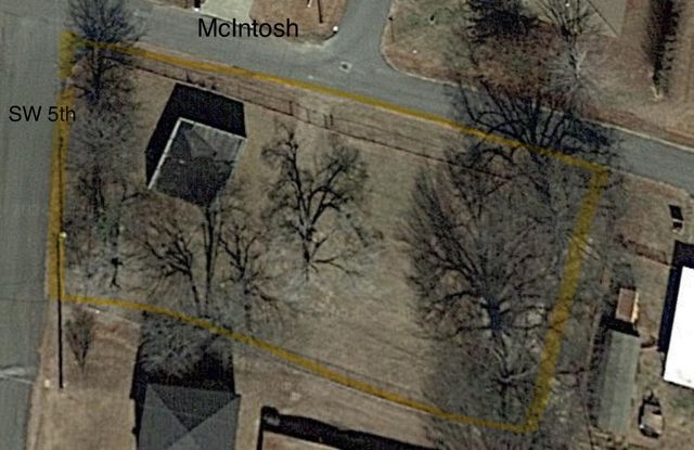 SW 5th & McIntosh Avenue Parts Of 6 #8, Checotah, OK 74426
