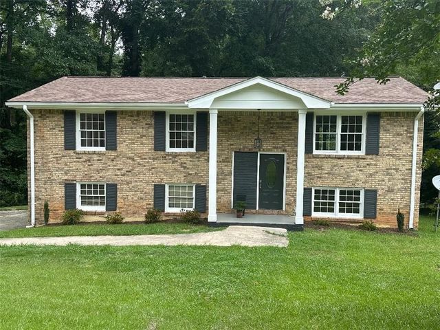 1857 Rockford Ct, Riverdale, GA 30296