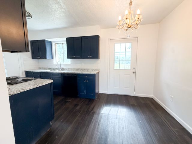 445 NW 53rd St, Lawton, OK 73505