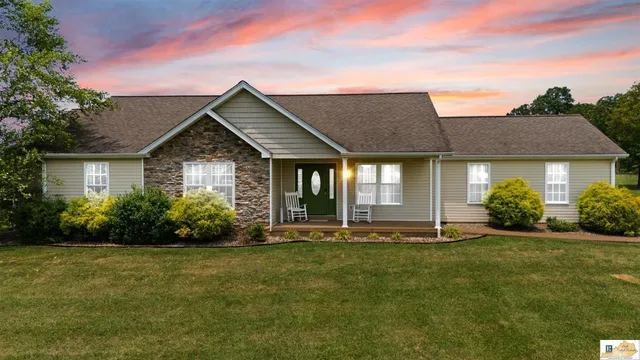 540 E  Union St, Munfordville, KY 42765