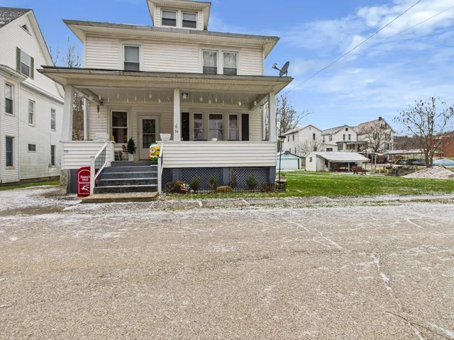 54 Carroll Street, Cairo, WV 26337