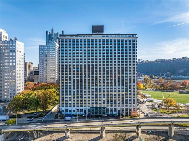 320 Fort Duquesne Blvd #23C, Pittsburgh, PA 15222
