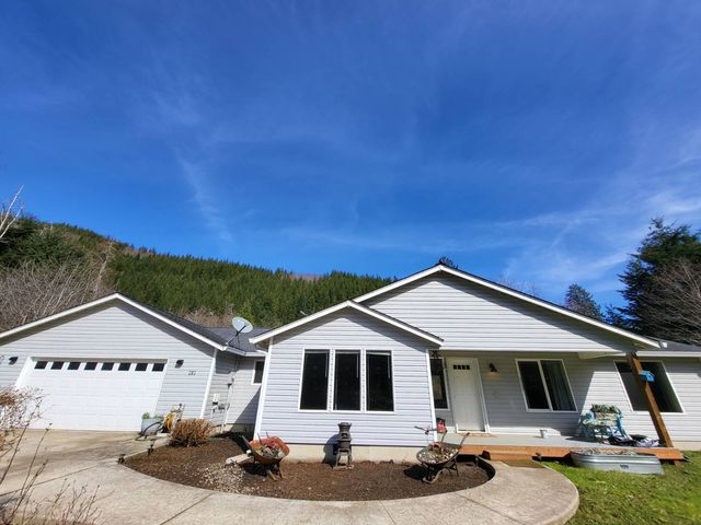 285 N  Valley Rd, Naselle, WA 98638