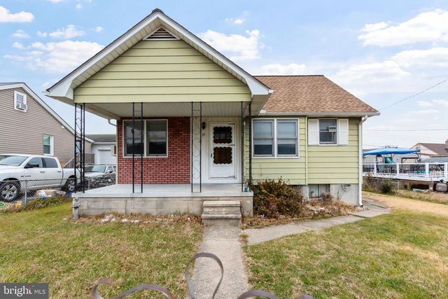 31 Right Wing Dr, Baltimore, MD 21220