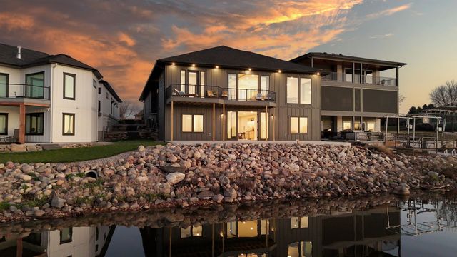 20 Helen Ave, Milford, IA 51351