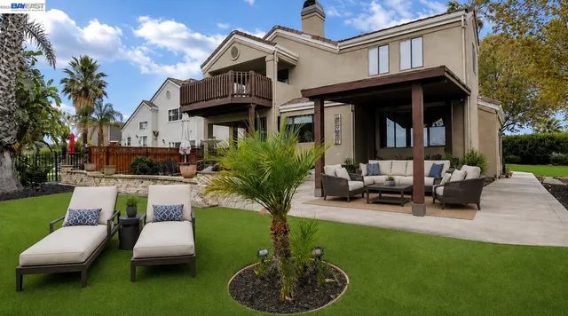 1915 Edgeview Way, Discovery Bay, CA 94505