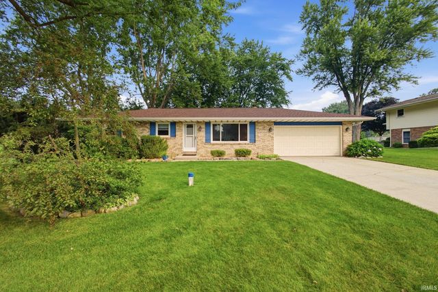52233 Cheryl Dr, Granger, IN 46530