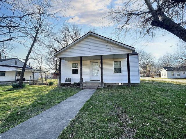 324 N  Coo Y Yah St, Pryor, OK 74361