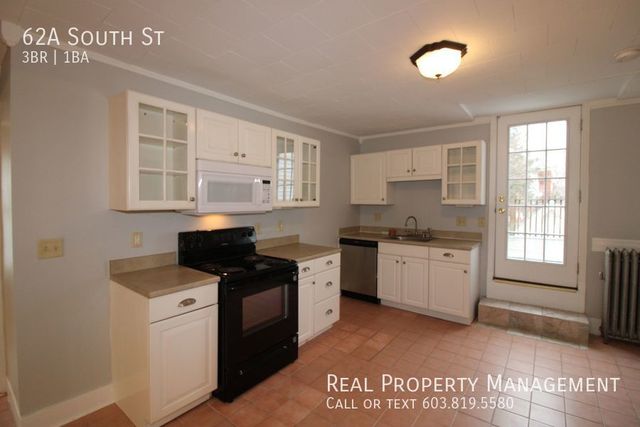 62A South St, Somersworth, NH 03878