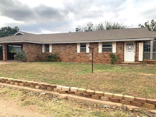 807 N  Morris Ave, Rotan, TX 79546