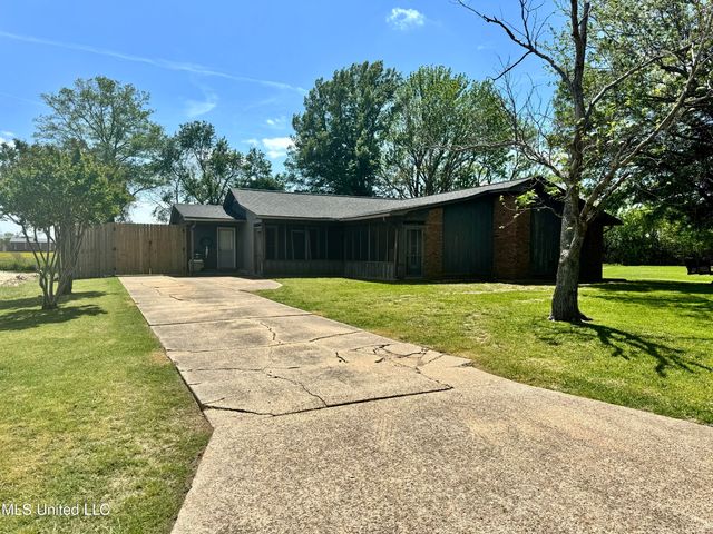 1717 Terrace Rd, Cleveland, MS 38732