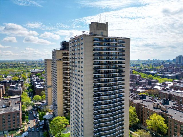 102-30 66th Road UNIT 20F, Forest Hills, NY 11375