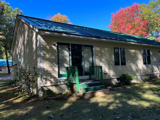 1 Settlers Ct #1, Windham, ME 04062
