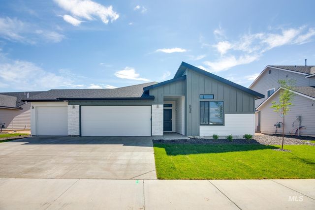 1855 Cooper Ave, Mountain Home, ID 83647