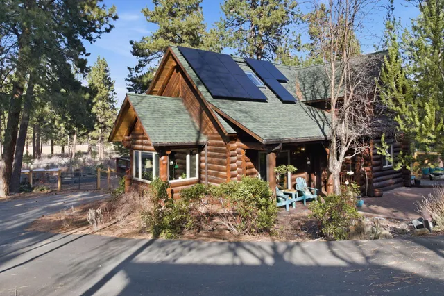 61537 W  Ridge Ave, Bend, OR 97702