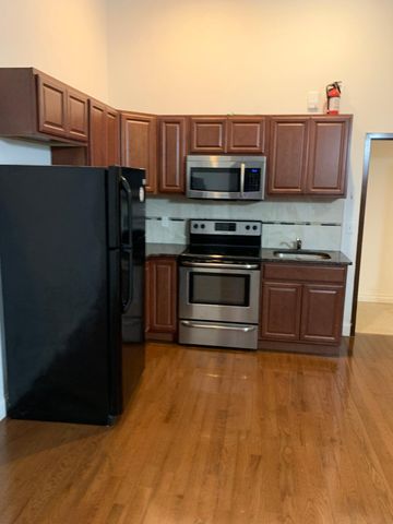 1033 Chestnut St #802, Philadelphia, PA 19107