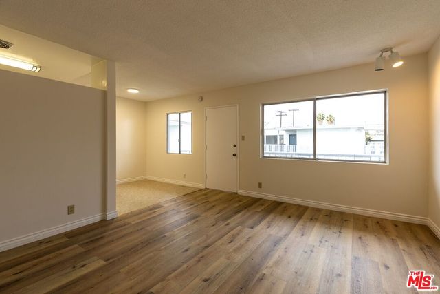 1295 Federal Ave  #20, Los Angeles, CA 90025