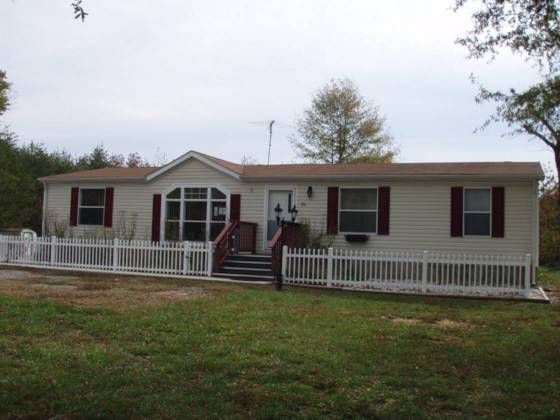 72 S  Branch Dr, Louisa, VA 23093