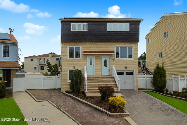197 Crossfield Ave, Staten Island, NY 10312