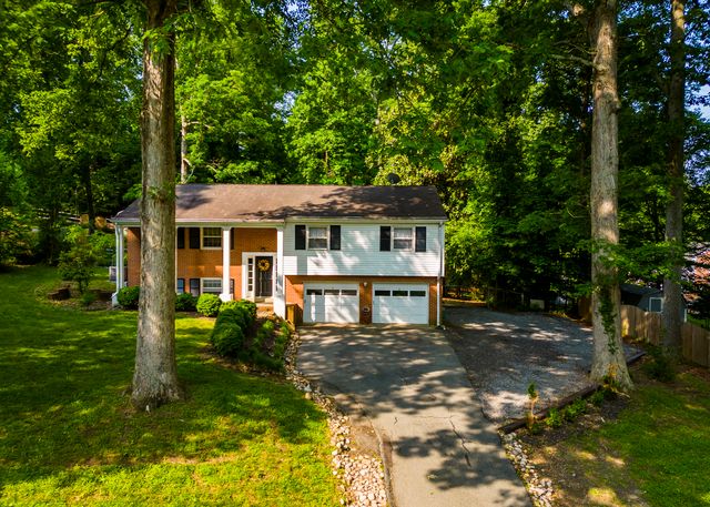 1834 Greenvale Ct, Richmond, VA 23225
