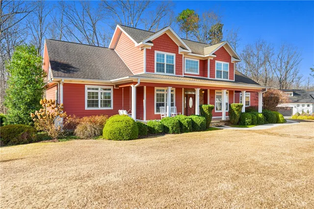 109 Shelter Cove Dr, Seneca, SC 29672