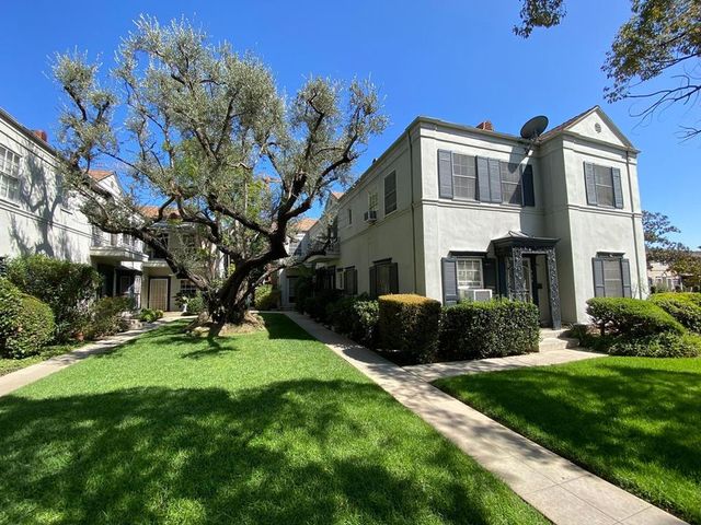 426 N  Maple Dr #426, Beverly Hills, CA 90210