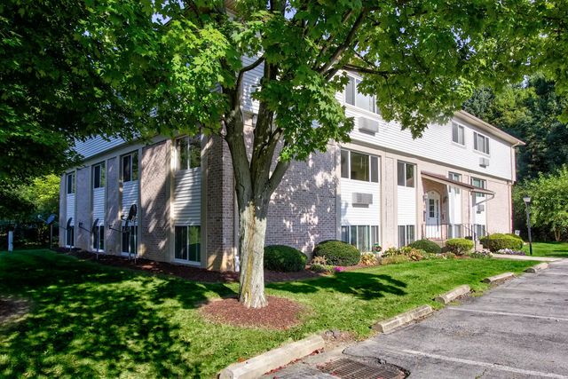 7956 Market St #50802d1d7, Youngstown, OH 44512