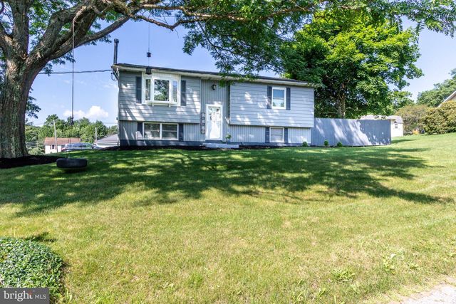 63 Toad Ln, Morrisdale, PA 16858