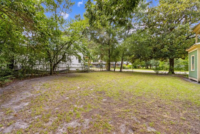 S  13th St, Fernandina Beach, FL 32034