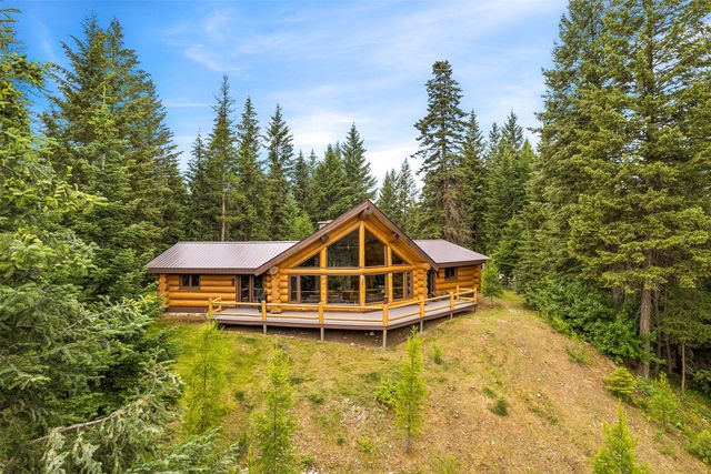 1038 Lake Of The Woods Ln, Bigfork, MT 59911