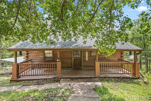 6412 Walnut Dr, Sainte Genevieve, MO 63670